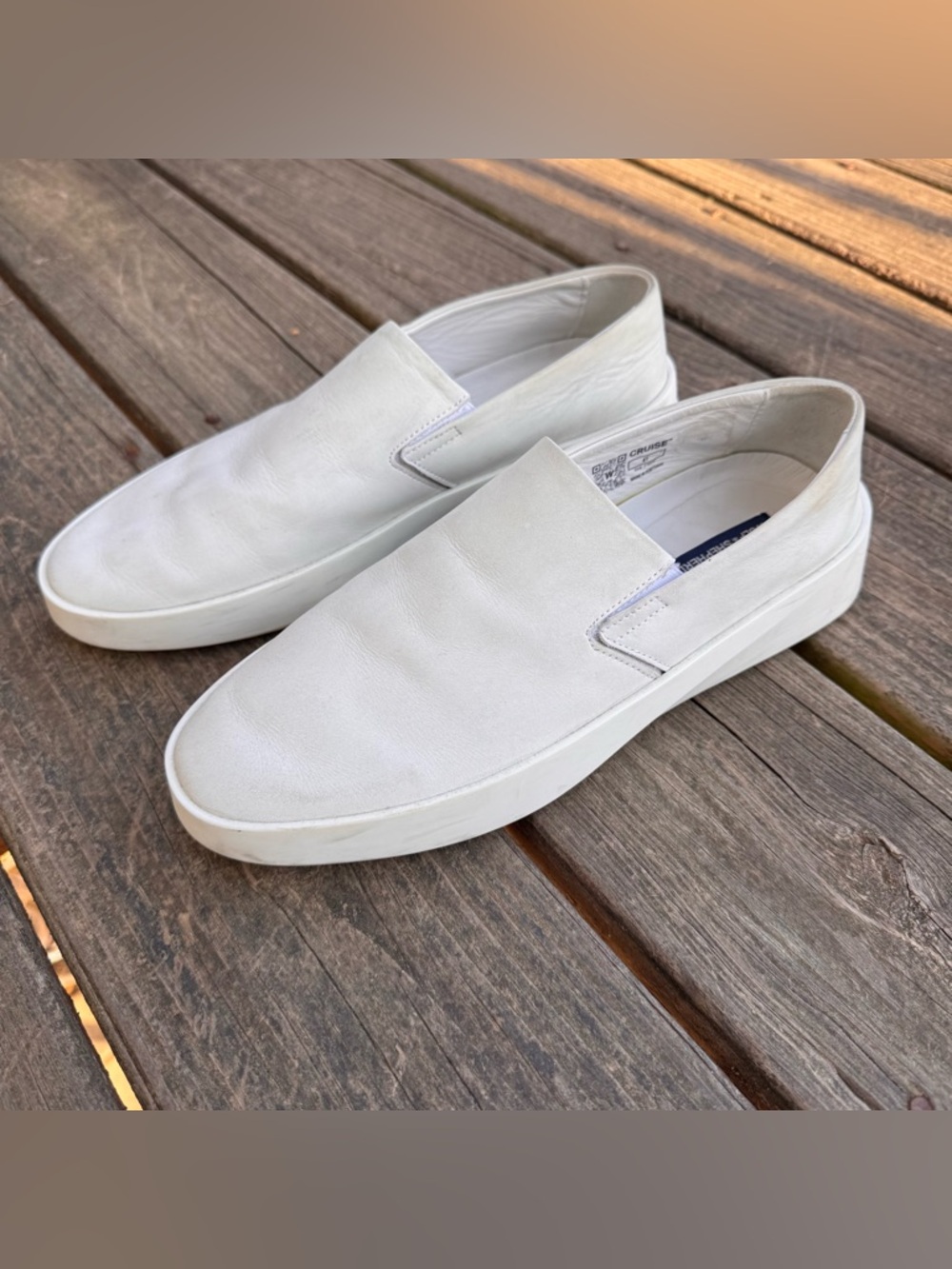 Men’s Wolf & Shepherd slip on sneakers